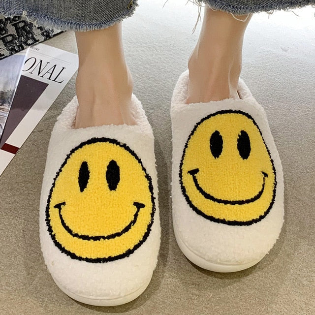 Cute Smile Pattern Fluffy Slippers